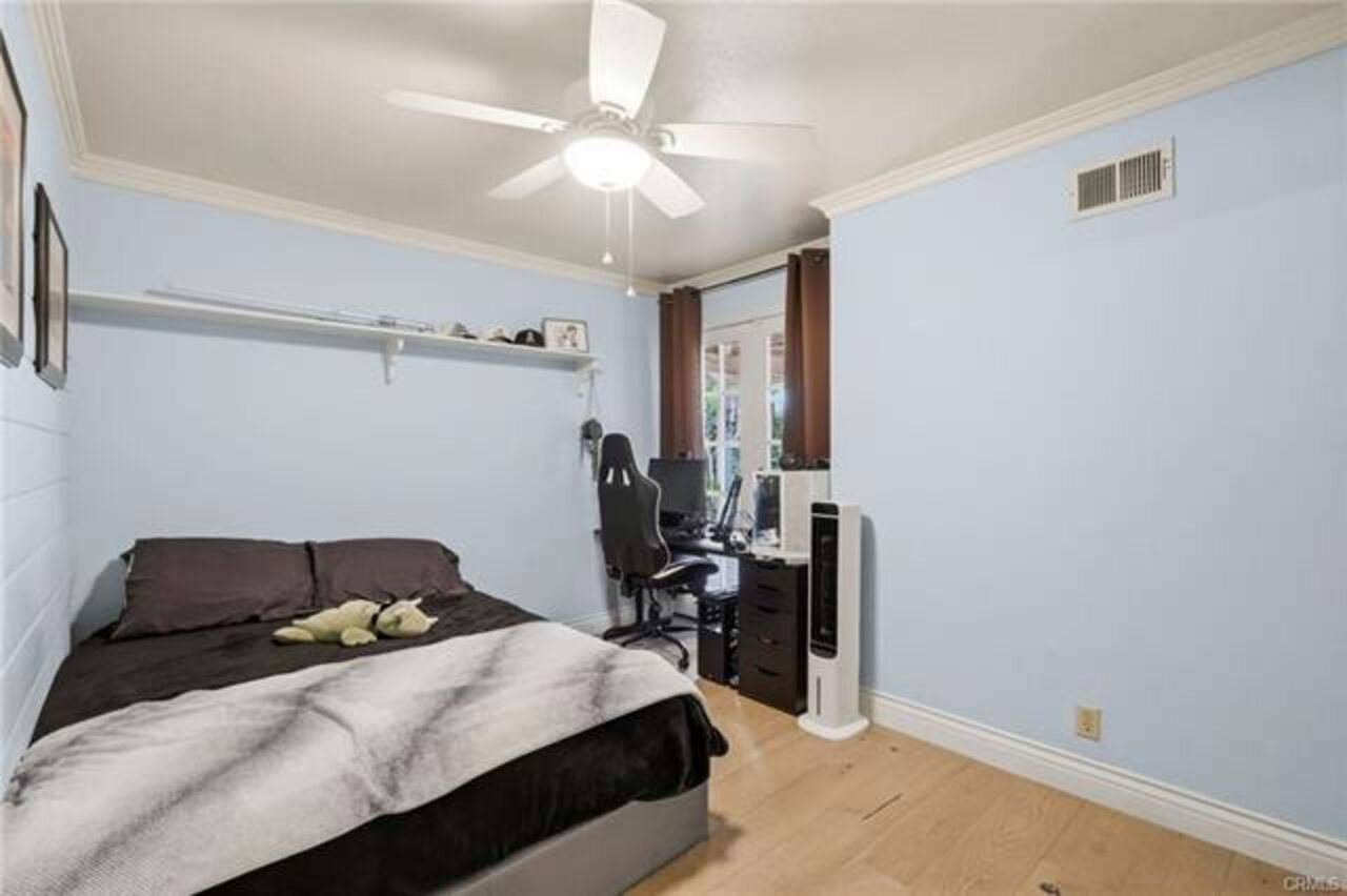 Second bedroom